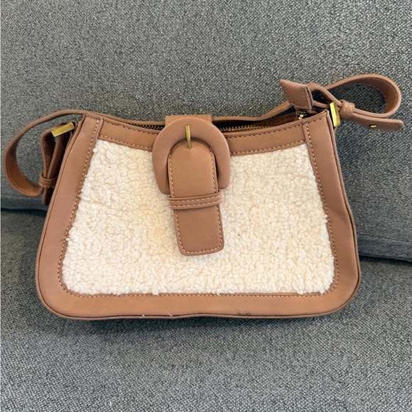 Madison Handbags - Shearling Accent Brown Crossbody Shoulder Bag - Unbranded